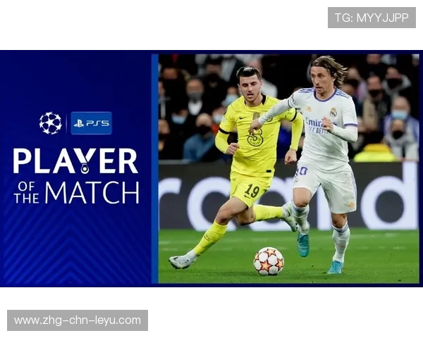 本泽马外脚背横传找到禁区空当