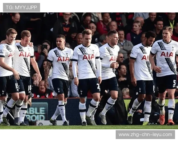 热刺中场的防守拦截彻底遏制对手进攻